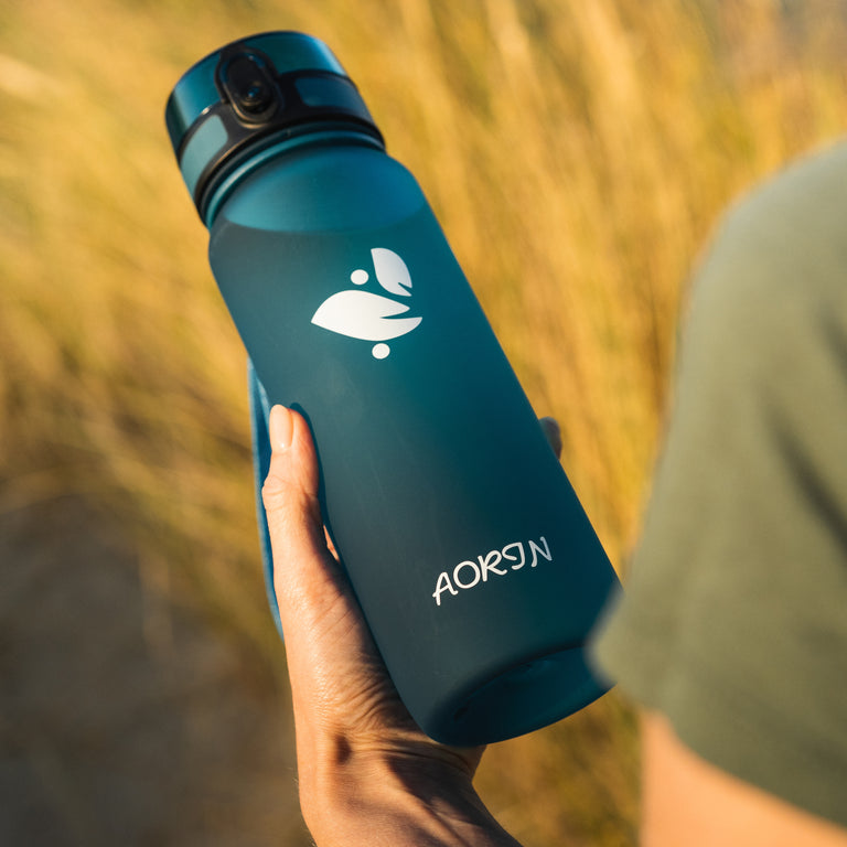 TRITAN SPORTS WATER BOTTLE